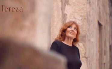 Tereza Kesovija et la première chanson de son prochain album